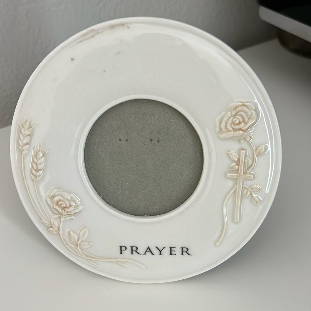 Russ Handpainted Round Porcelain Prayer Frame